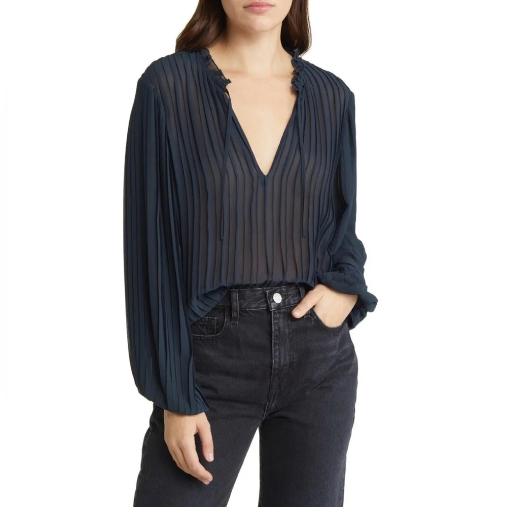 NWT💕FRAME Pleated Tie-Front Top Size XS - Picture 4 of 15